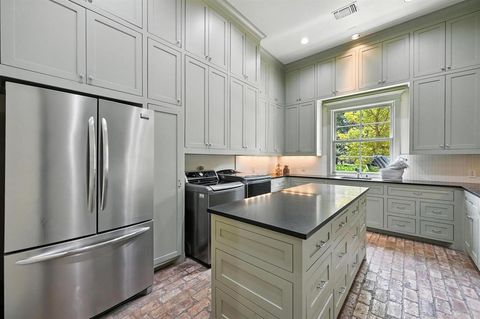 Tiny photo for 1096 Roadrunner Road, Bartonville, TX 76226 (MLS # 21038828)