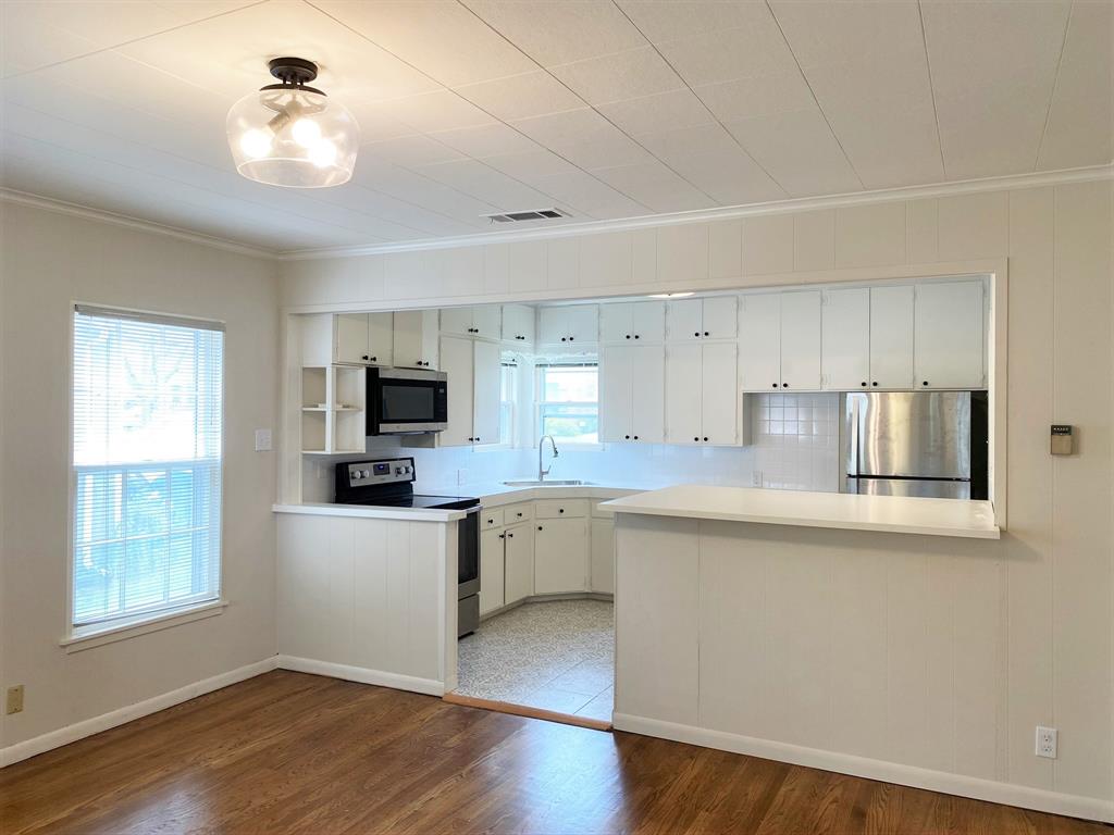 Wilshire Summit - Residential Lease