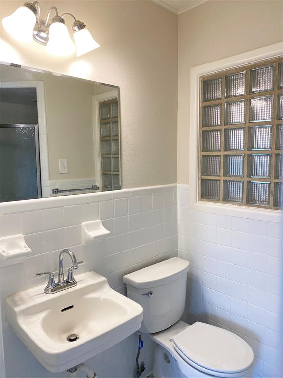 Wilshire Summit - Residential Lease