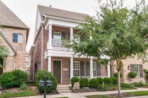 Photo of 412 Loma Alta Drive, Flower Mound, TX 75022 (MLS # 21258265)