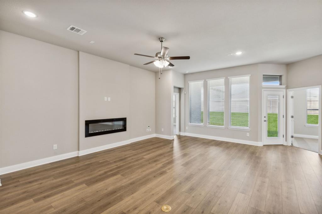 3821 Summerfield Drive