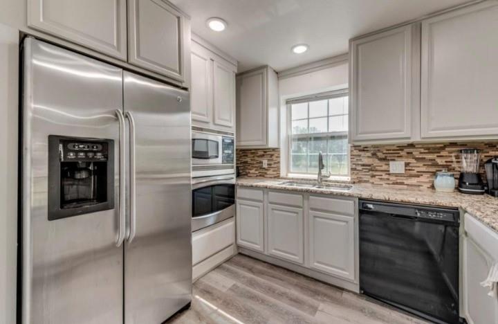 Ranchette Estates - Residential