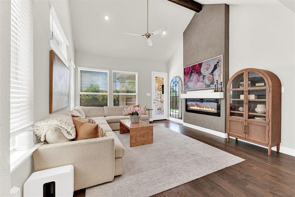 8389 Ottowa Ridge