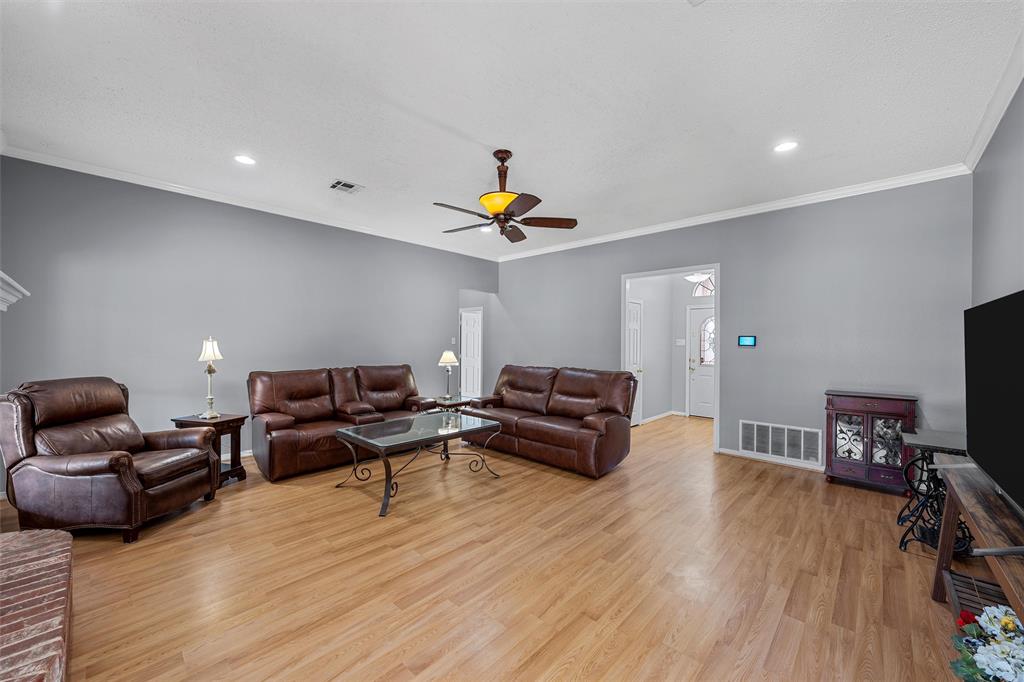 10304 Buffalo Ridge