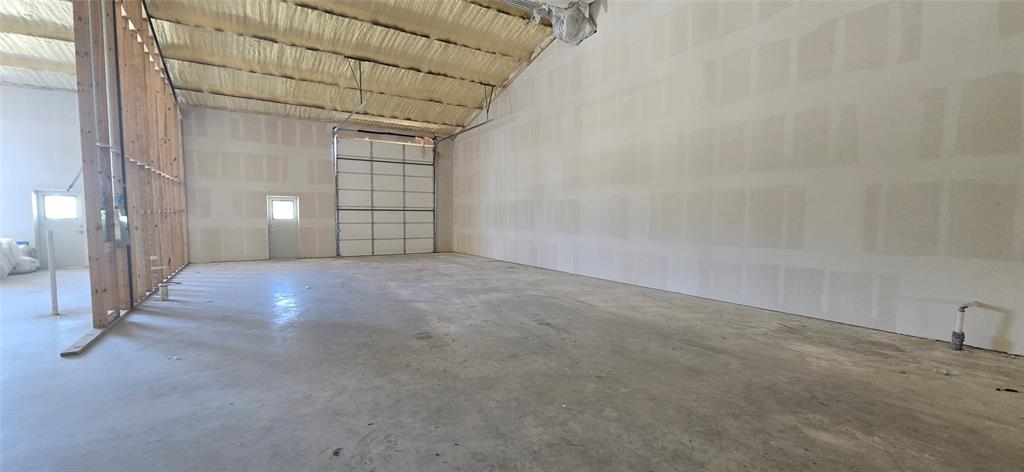 A0542 - Commercial Sale