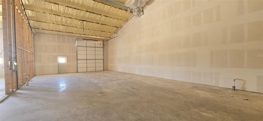 A0542 - Commercial Sale