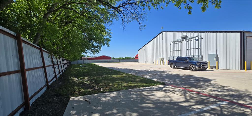 A0542 - Commercial Sale