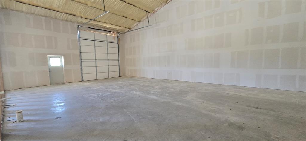 A0542 - Commercial Sale