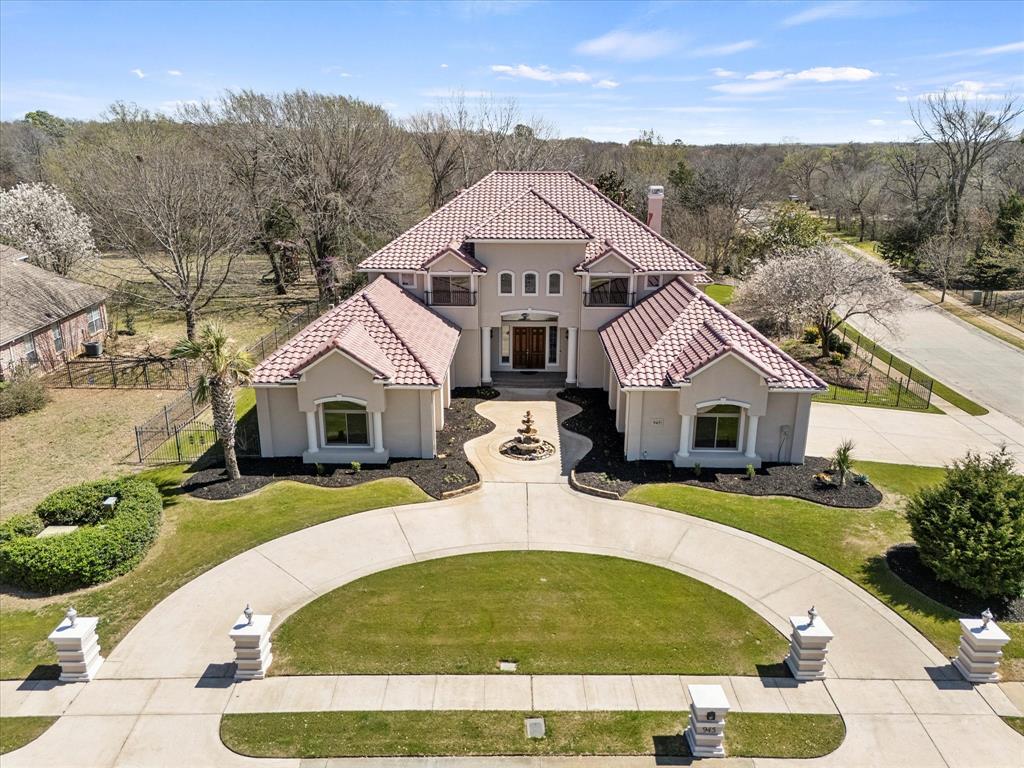 945 Deer Hollow Boulevard