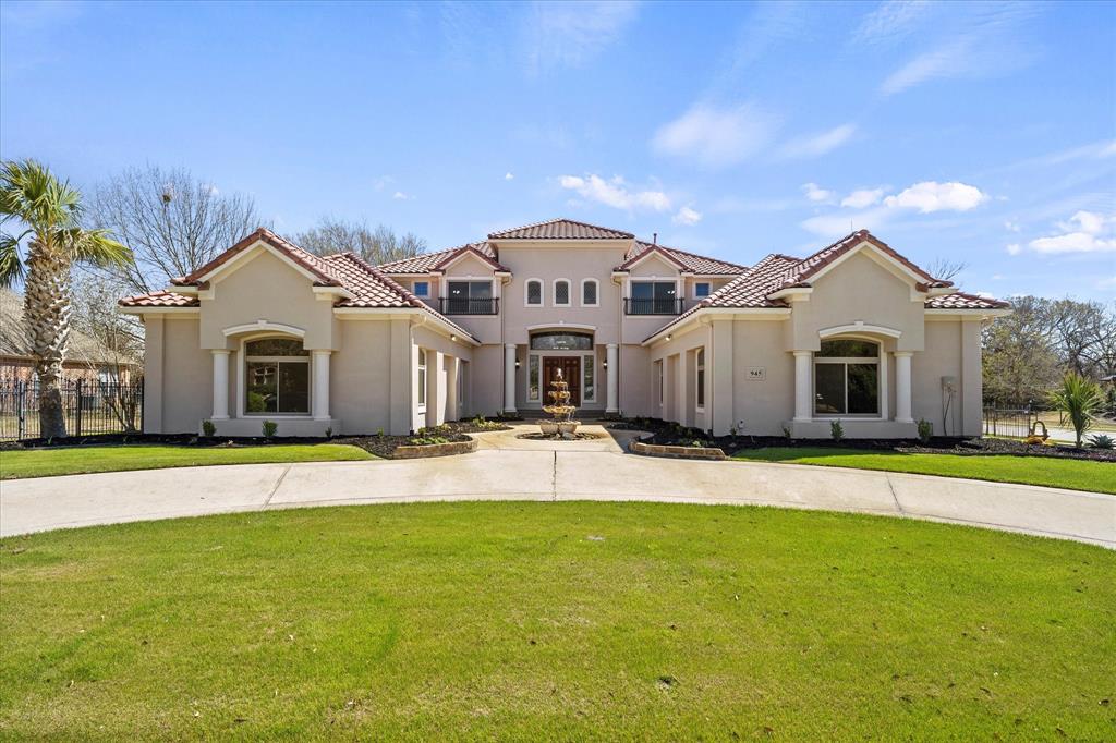 945 Deer Hollow Boulevard