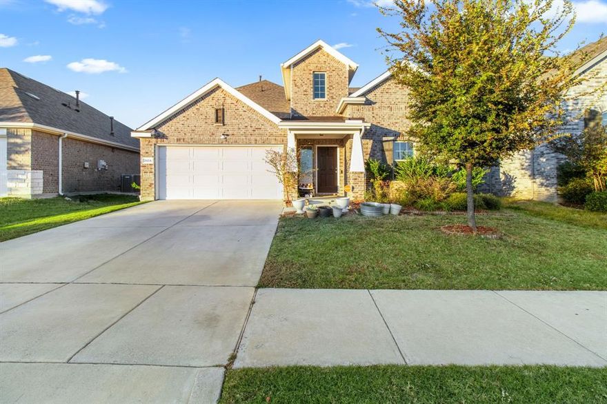 Welcome to a beautifully maintained two-story HOME that perfectly blends comfort, thoughtful design, and timeless charm. Built in 2020, this 4-bedroom, 2.5-bath home offers spacious living, tranquil surroundings, and an inviting layout ideal for today’s lifestyle.
From the moment you arrive, you’ll be impressed by the outstanding curb appeal—lush landscaping, a graceful façade, and a serene community pond directly across the street that enhances the home’s picturesque setting. Step inside to discover a bright, open-concept floor plan with abundant natural light, neutral tones, and elegant finishes throughout.
The main level features a generously sized living area that seamlessly flows into the dining space and kitchen, creating a perfect environment for family gatherings and entertaining. The kitchen offers ample cabinetry, sleek countertops, and modern appliances, making it both functional and stylish. Adjacent to the living area is a powder room for guests and a spacious primary suite conveniently located downstairs, complete with a private en-suite bath, dual sinks, and a large walk-in closet.
Upstairs, you’ll find a spacious game room or second living area, ideal for a media setup, playroom, or home office. Three additional bedrooms are located on the second floor, each offering comfort, generous closet space, and easy access to a well-appointed full bath.
Step outside to your private backyard retreat—a large, open space with a covered patio, perfect for outdoor dining, barbecues, and relaxing evenings. The expansive yard provides ample room to add a custom pool, garden, or play area, allowing you to truly personalize your outdoor living experience.
Nestled in a sought-after Forney community, this property offers easy access to highly rated schools, shopping, dining, and major highways, ensuring both convenience and quality of life. The peaceful neighborhood pond views, modern design, and well-maintained interior make this home stand out among the rest.
