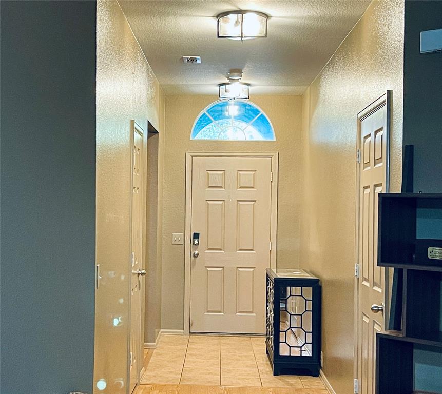 4528 Dragonfly Way