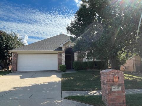 4528 Dragonfly Way Fort Worth TX 76244