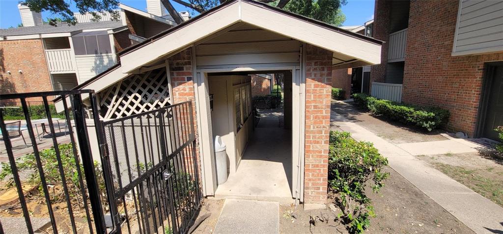 Trinity Royal Condos - Residential