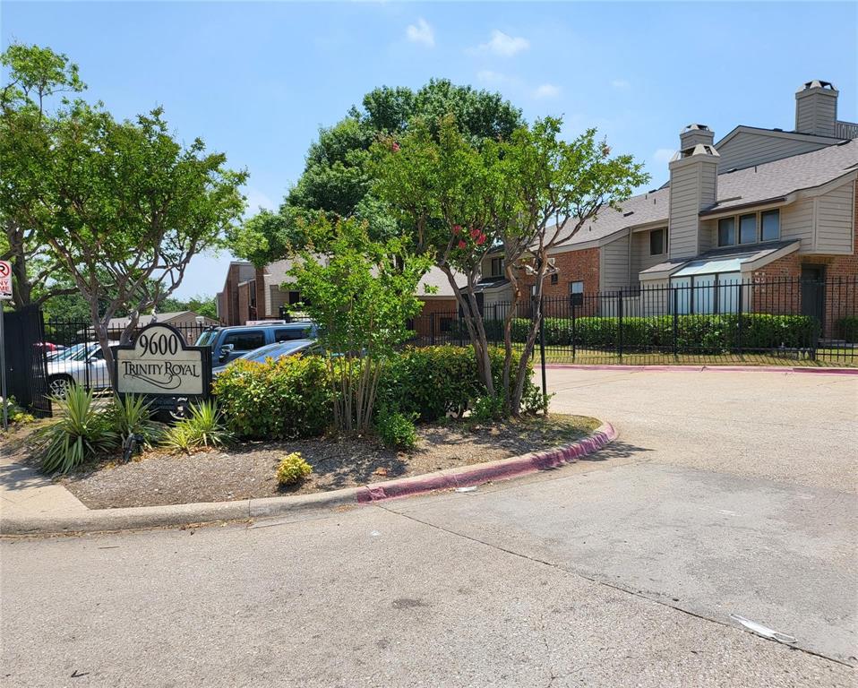 Trinity Royal Condos - Residential