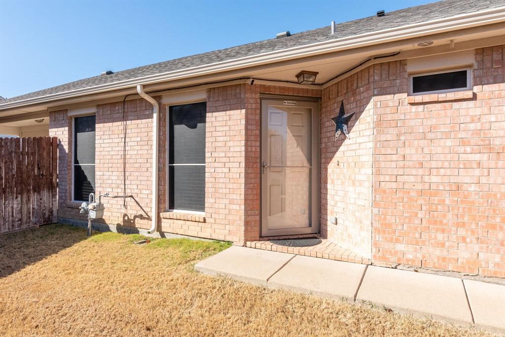 6337 Geneva Lane