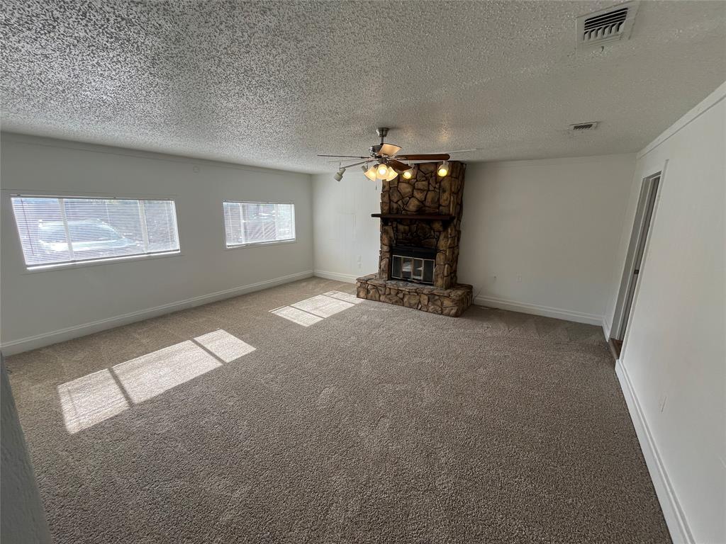 Hertiage Park 02 Instl - Residential Lease