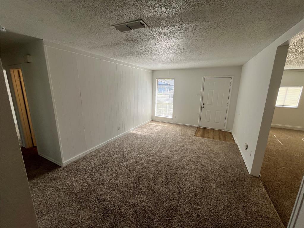 Hertiage Park 02 Instl - Residential Lease