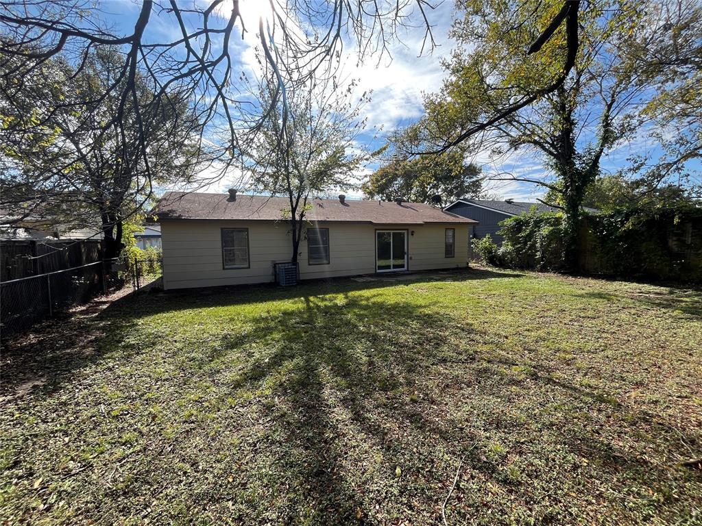 Hertiage Park 02 Instl - Residential Lease