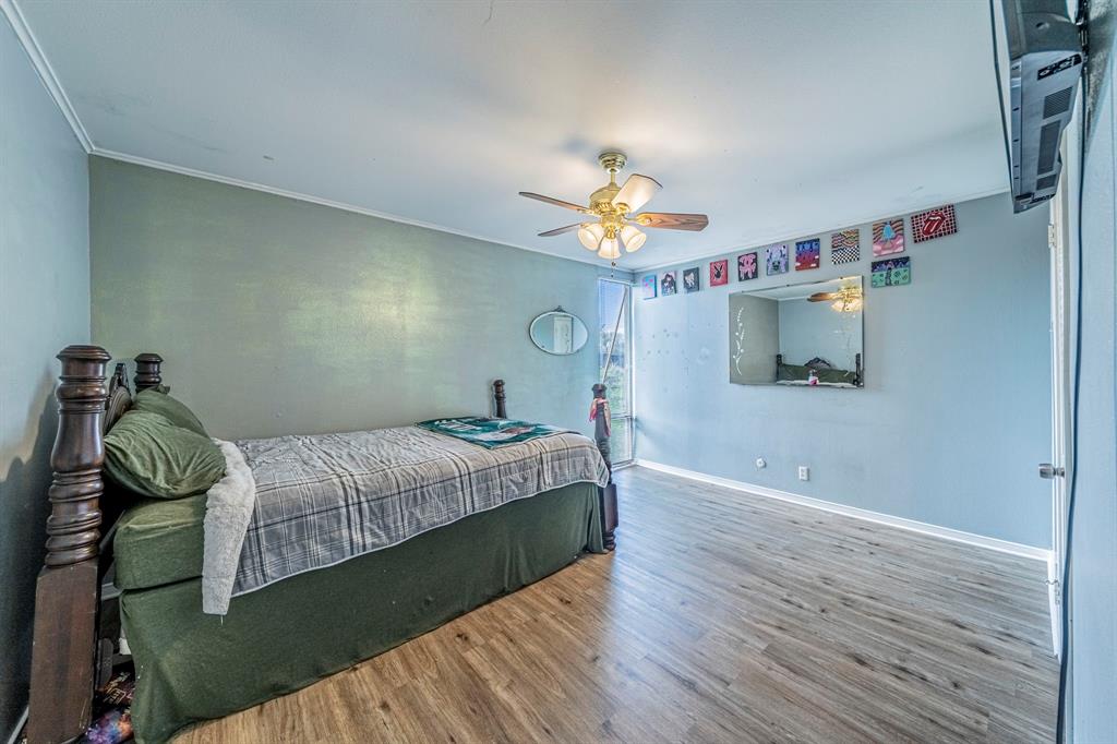 Castillian Condo The - Residential