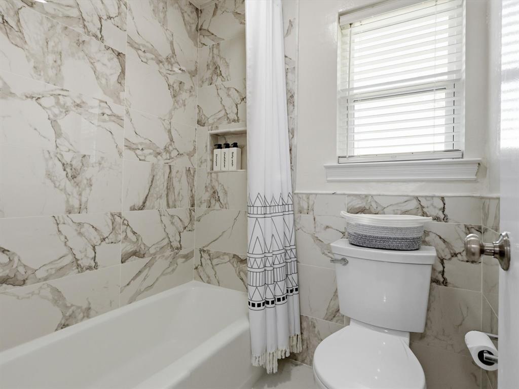 Ridglea Country Club Estates - Residential