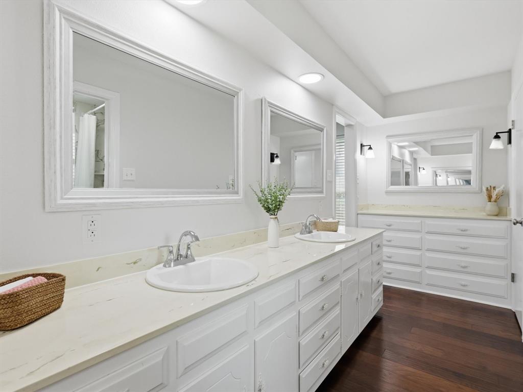 Ridglea Country Club Estates - Residential