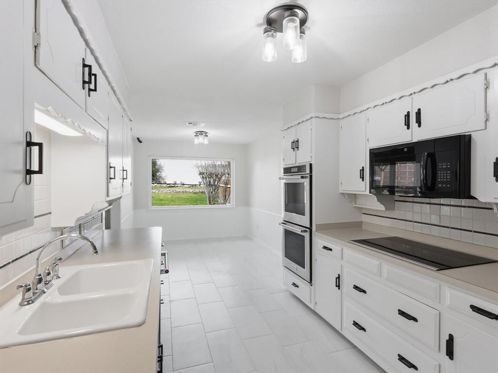 Ridglea Country Club Estates - Residential