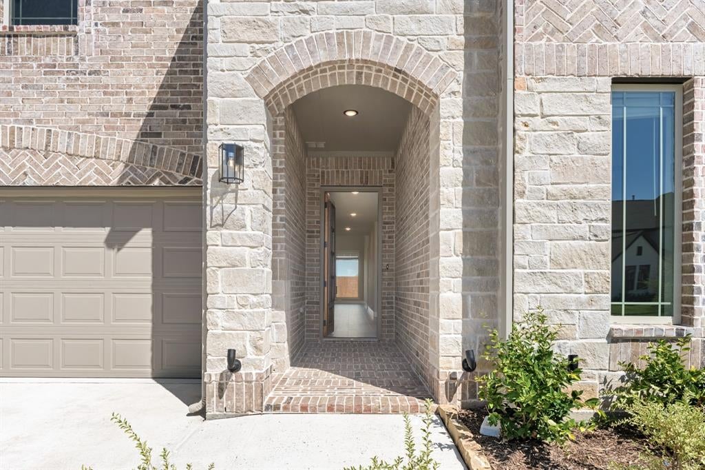 1006 Goldenrod Drive