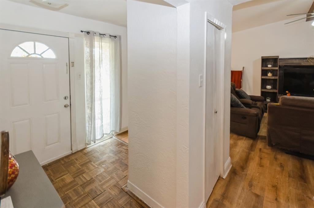 14504 Dennis Lane