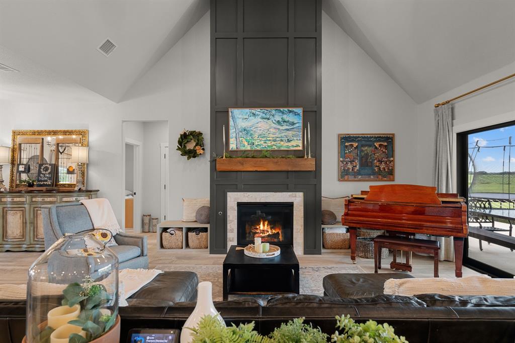 A-708 F Rozales 8.5000 Acres - Residential