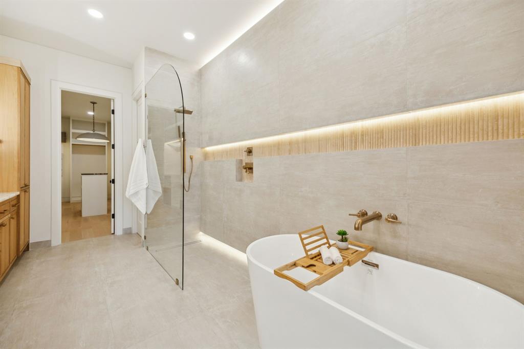 ROSS AVE ANNEX - Residential