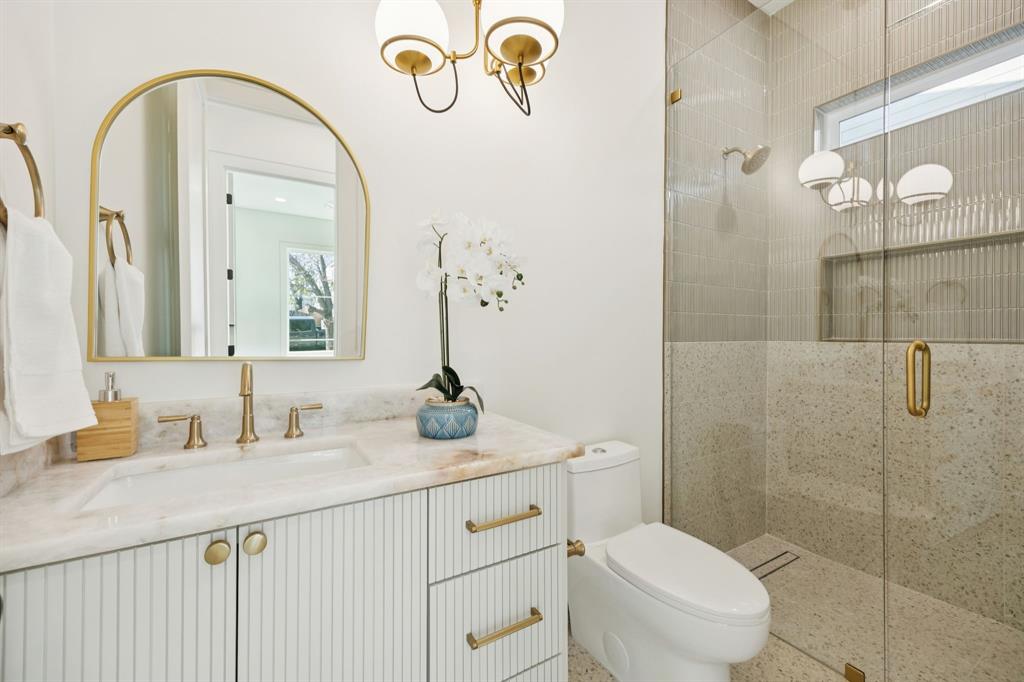 ROSS AVE ANNEX - Residential