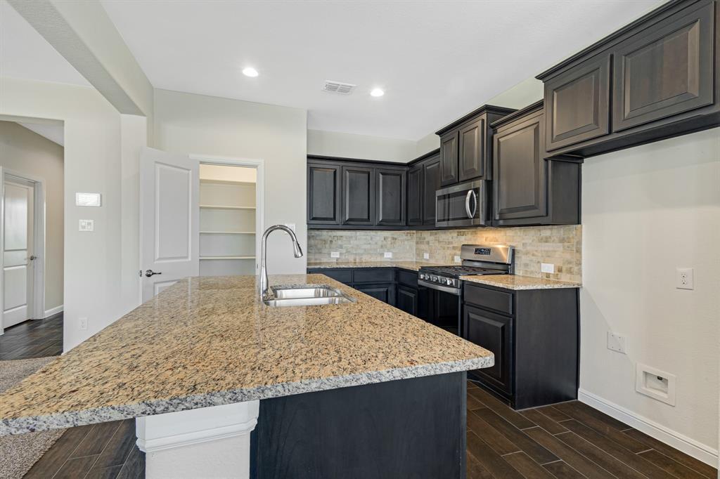 TRAILS OF ELIZABETH CREEK - Residential