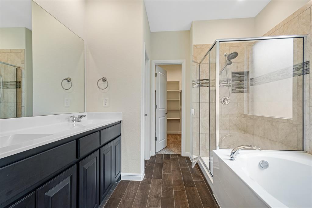 TRAILS OF ELIZABETH CREEK - Residential