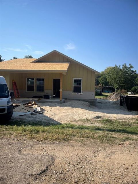 305 Meador Street Moody TX 76557