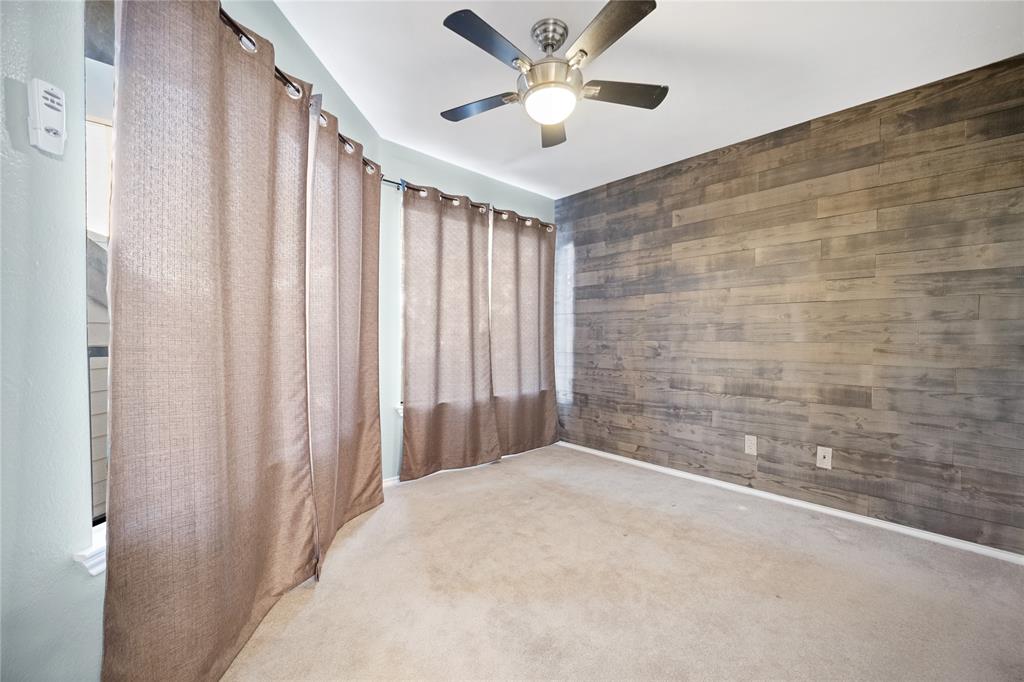 ARLINGTON OAKS CONDOMINIUM - Residential