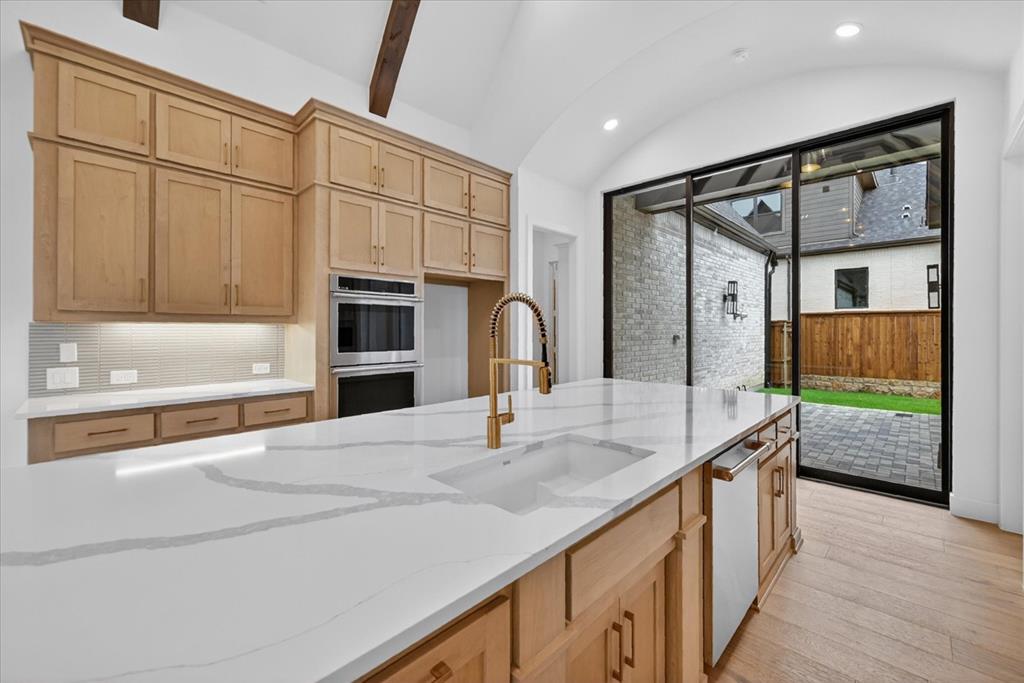 2201 Sorrelwood Court