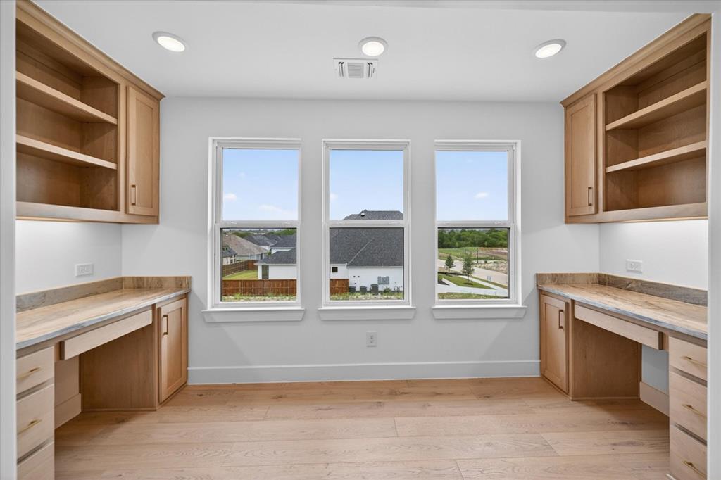 Mustang Lakes - Residential