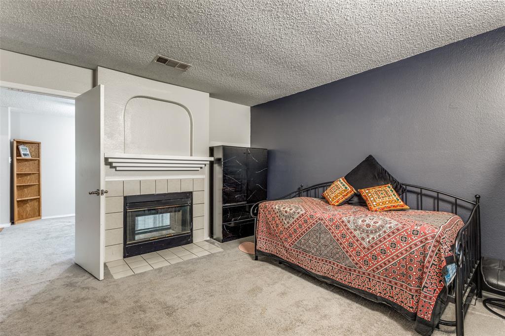 Lakeside Homes - Residential