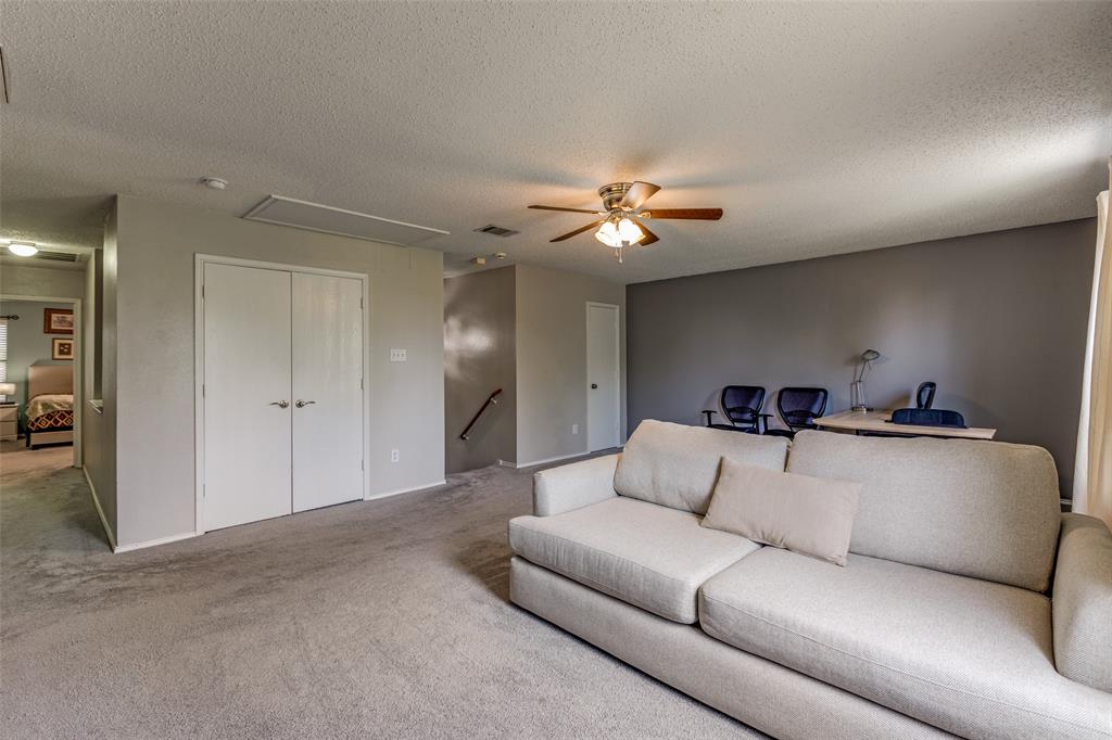 Lakeside Homes - Residential