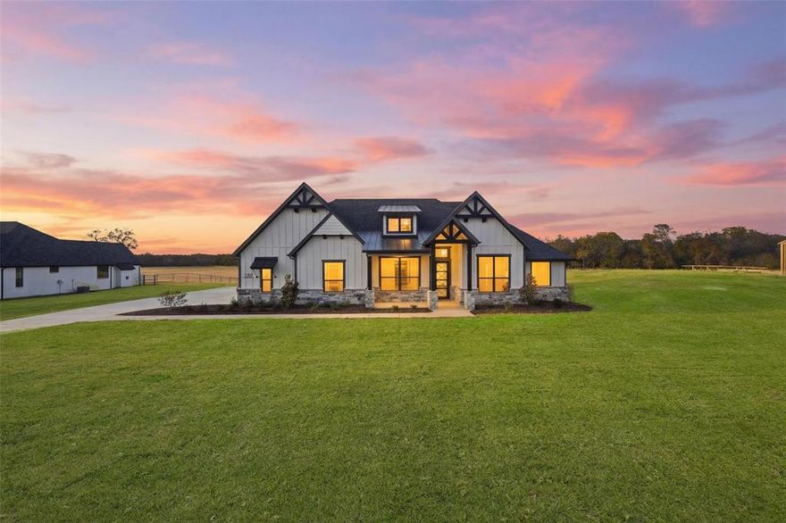 Stunning Bailee home situated on over 3 acres located in Coveted Las Brisas Subdivision. Get ready to be wowed by the quality craftsmanship, trim, designer colors and features. The gourmet kitchen offers a huge island, double ovens, large walk in pantry, custom cabinetry with soft close hinges. Huge living room with accent ceiling, focal point chandelier and fireplace with gorgeous tile accent and rich woodwork. Entertaining is easy with a large slider that spills out onto the expansive patio that has serene views and an outdoor fireplace. Primary bedroom has a tall  ceiling with crown molding and an amazing wet room for the ultimate spa like experience. Just a few more extras include the foam encapsulation, private well, no city taxes and unbelievable views of some of the best Texas sunsets and sunrises.