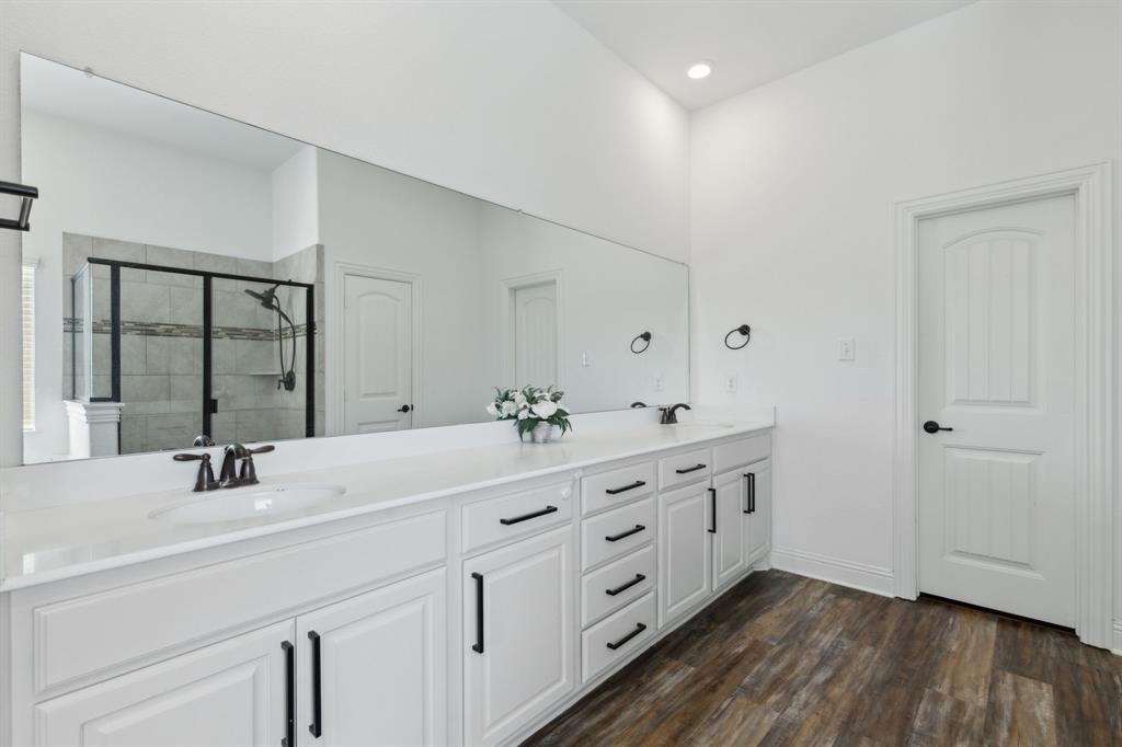 Lakeview Summit Ph IV - Residential Lease