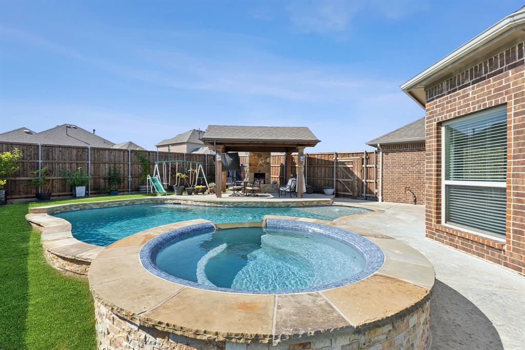 Lakeview Summit Ph IV - Residential Lease