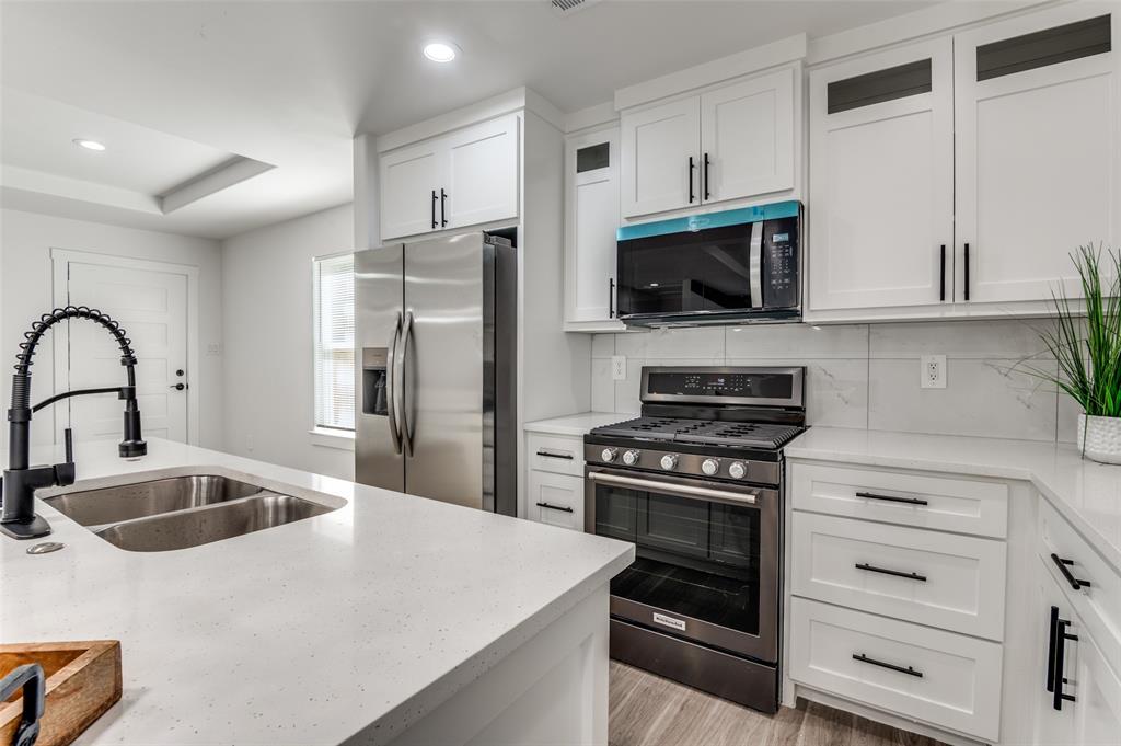 Bluebonnet Lawn - Residential