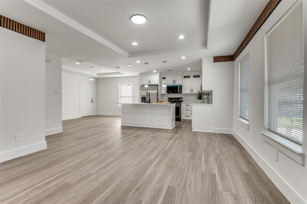 Bluebonnet Lawn - Residential