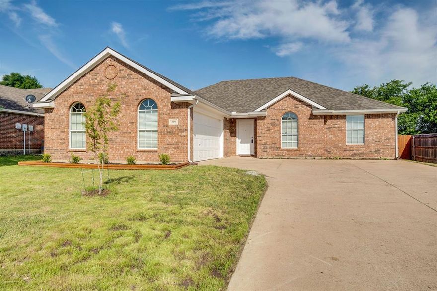 **OPEN FRIDAY MAY 8TH 2-5PM, SATURDAY MAY 9TH 12-3PM AND SUNDAY MAY 10TH 3-5PM** Updated, move-in ready, and positioned in a convenient Red Oak location.
This 3-bedroom home with a front flex space ideal for an office, playroom, or second living area offers 1,564 square feet of refreshed living space on a 0.206 acre lot. Located near Red Oak Elementary, the property provides easy access to schools, shopping, and commuting routes.
More than $40,000 in recent improvements means buyers can move forward with confidence. Major systems have already been handled, including a new HVAC system in 2025, a new roof in 2023, gutters and a water heater replaced in 2022.
The interior features new flooring, fresh paint inside and out, updated lighting, remodeled bathrooms, garage door opener and an upgraded kitchen with new counters, fixtures, garbage disposal, and appliances.

This checks the boxes buyers consistently ask for: major systems already replaced and a clean, updated interior ready for move-in.

Homes with this level of upgrades in this price range are hard to find.