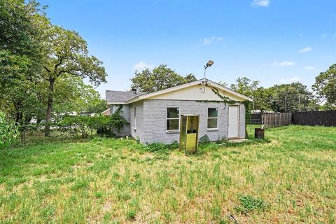 Tiny photo for 6337 Renwood Drive, Fort Worth, TX 76140 (MLS # 21341784)