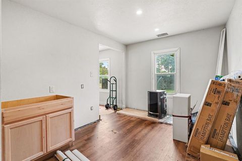 Tiny photo for 6337 Renwood Drive, Fort Worth, TX 76140 (MLS # 21341784)
