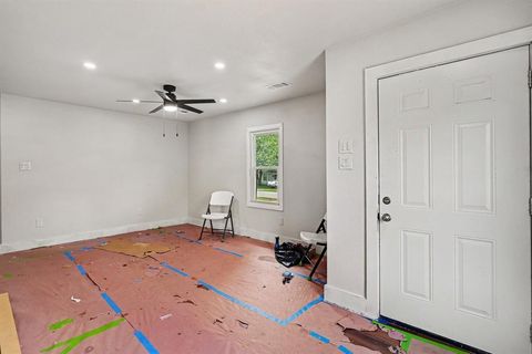 Tiny photo for 6337 Renwood Drive, Fort Worth, TX 76140 (MLS # 21341784)