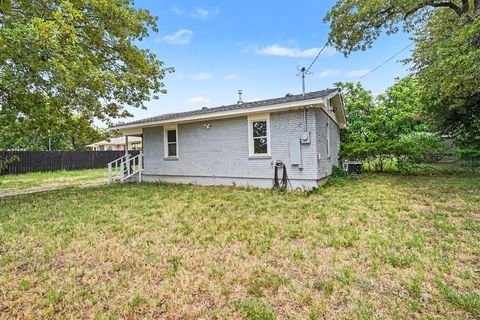 Tiny photo for 6337 Renwood Drive, Fort Worth, TX 76140 (MLS # 21341784)